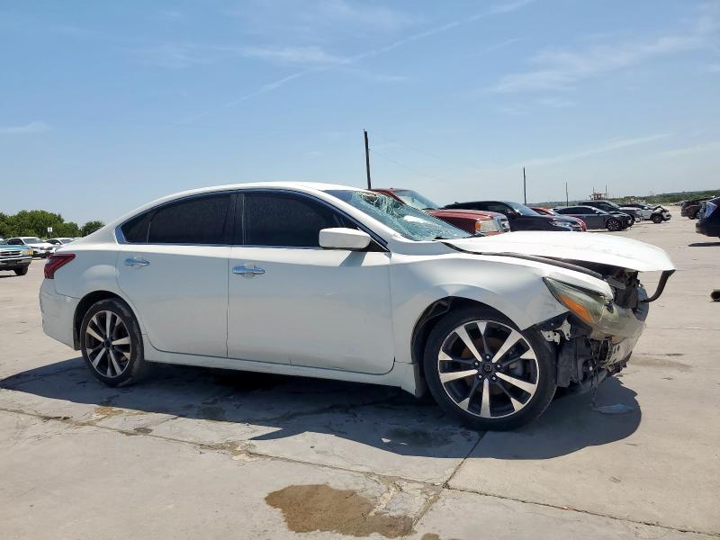  NISSAN ALTIMA 2017 Белы