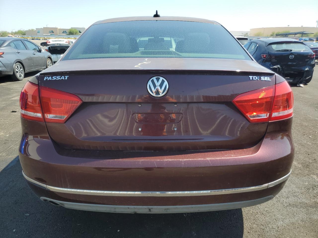 2012 Volkswagen Passat Sel VIN: 1VWCN7A32CC069398 Lot: 64592745