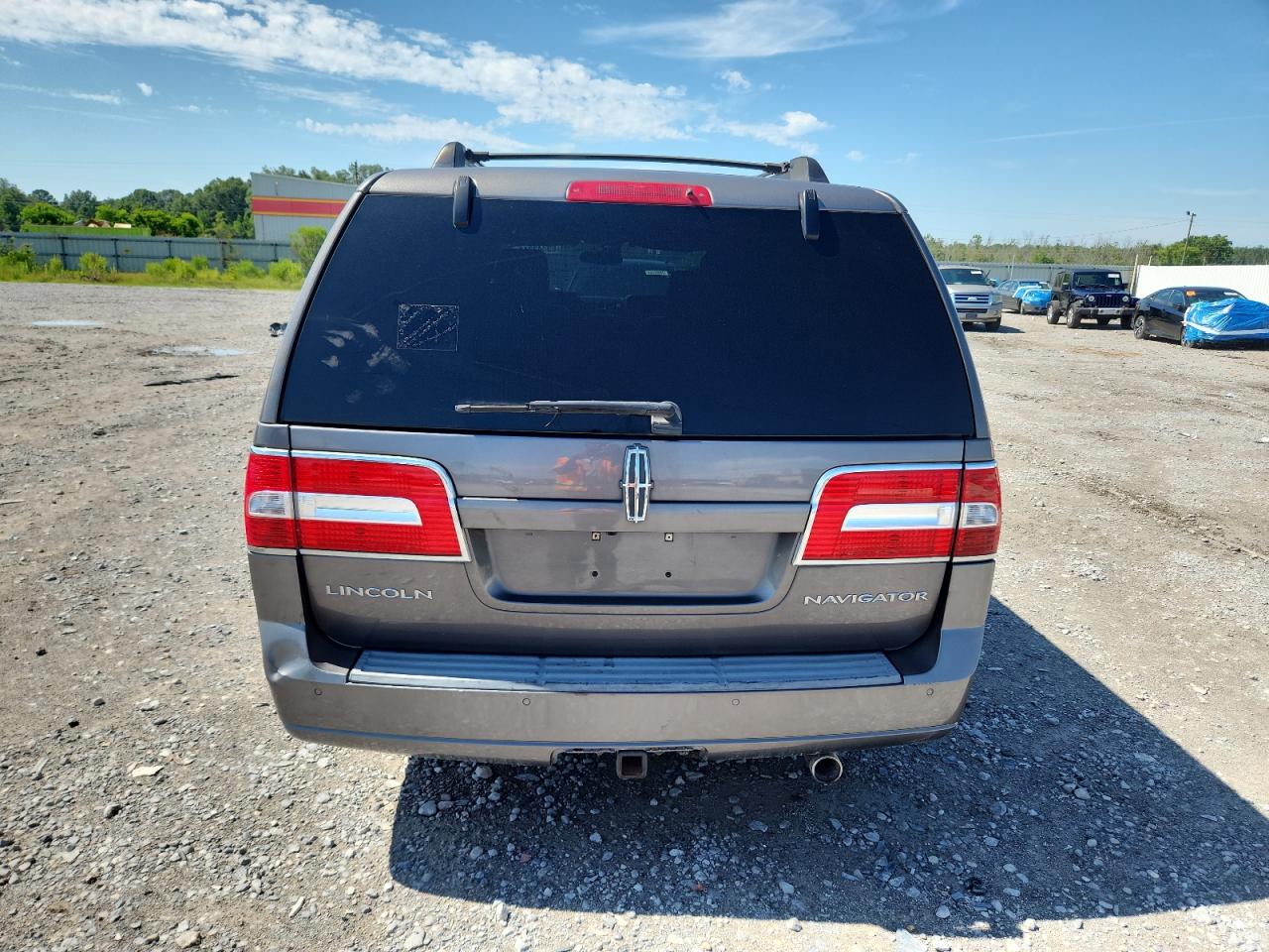 2011 Lincoln Navigator L VIN: 5LMJJ3J52BEJ09362 Lot: 63342215