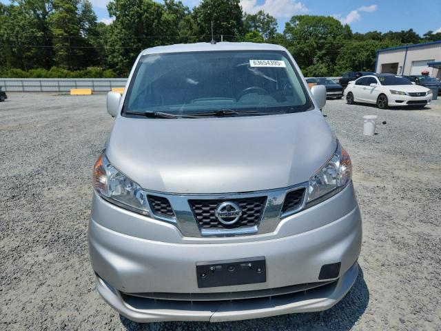  NISSAN NV 2019 Серебристый