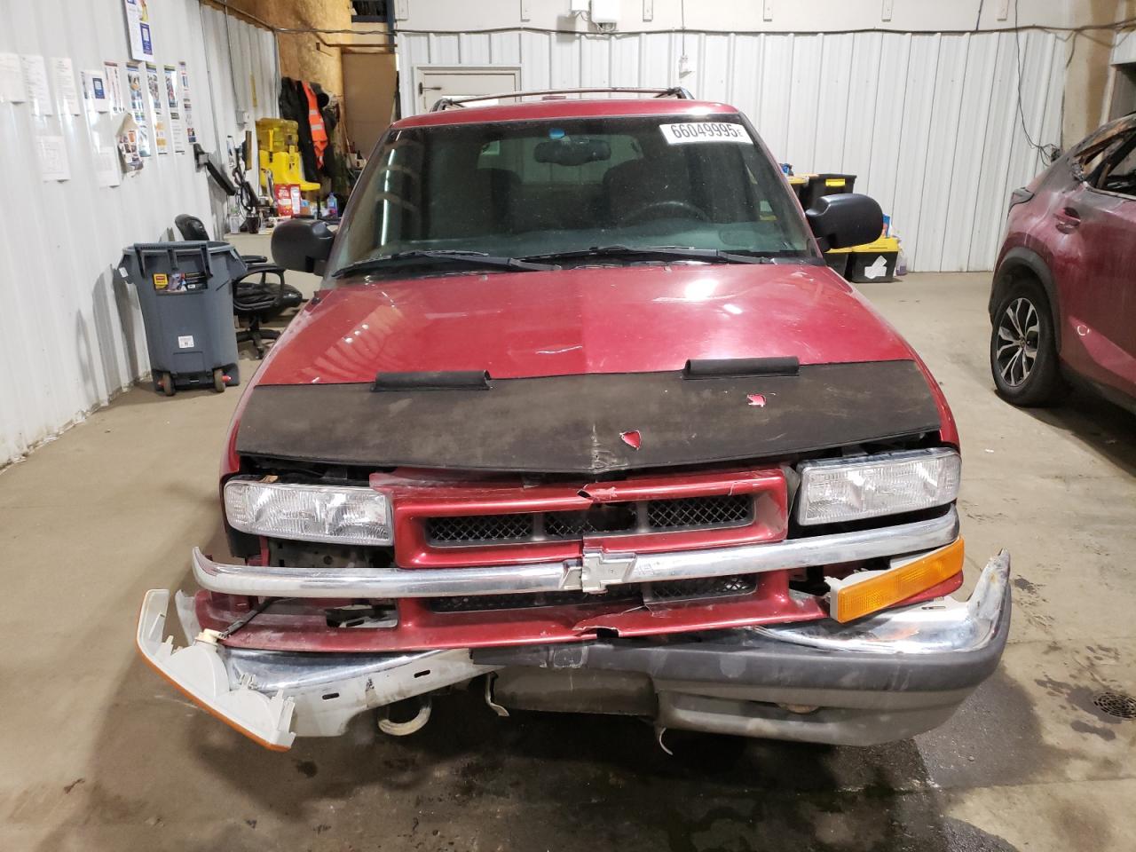 1gndt13w9y2286713 1GNDT13W9Y2286713 2000 Chevrolet Blazer