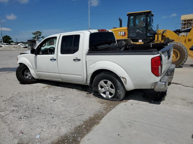  NISSAN FRONTIER 2013 Biały