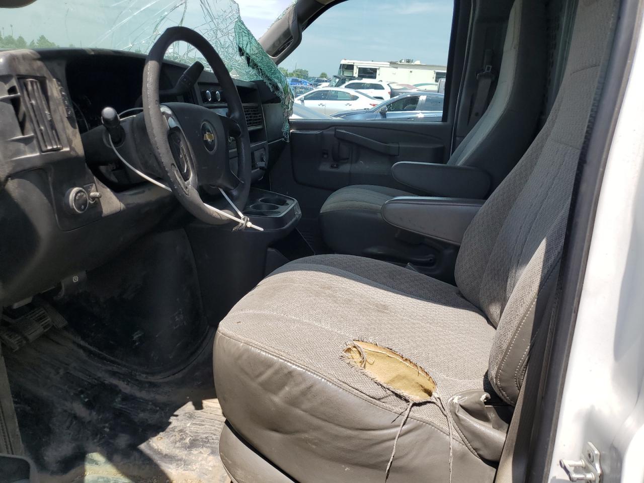 2016 Chevrolet Express G2500 VIN: 1GCWGBFG0G1142956 Lot: 64558375