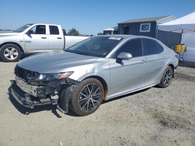  TOYOTA CAMRY 2021 Srebrny