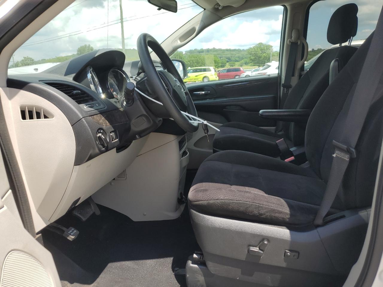 2011 Dodge Grand Caravan Express VIN: 2D4RN4DG4BR731565 Lot: 65060415