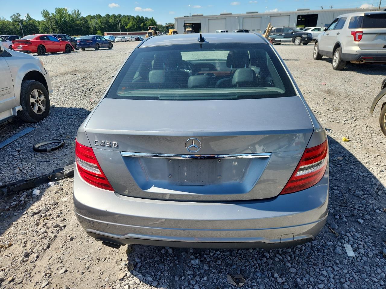 2014 Mercedes-Benz C 250 VIN: WDDGF4HB7EA932956 Lot: 64195735