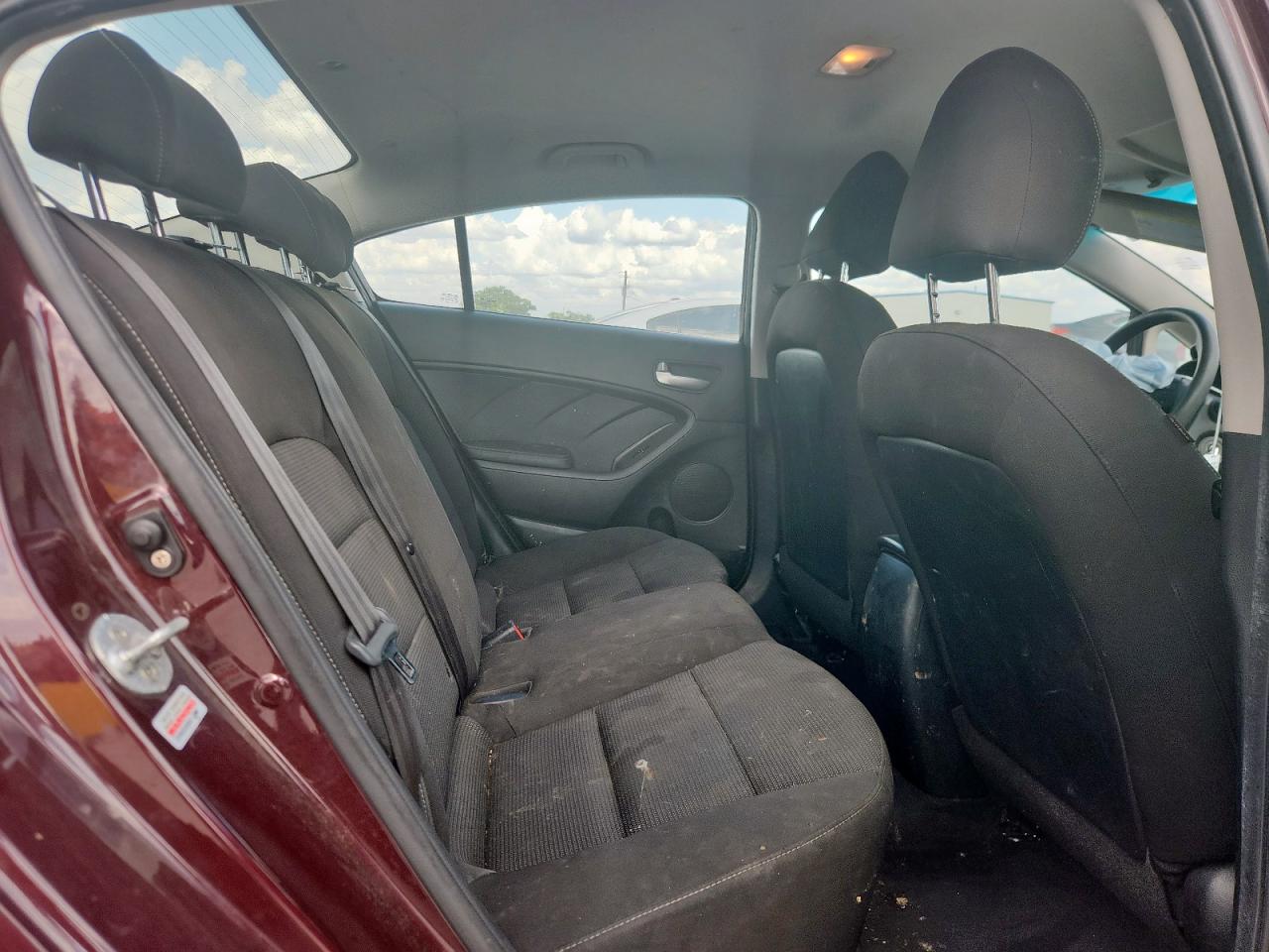 2017 Kia Forte Lx VIN: 3KPFK4A74HE118255 Lot: 64306815