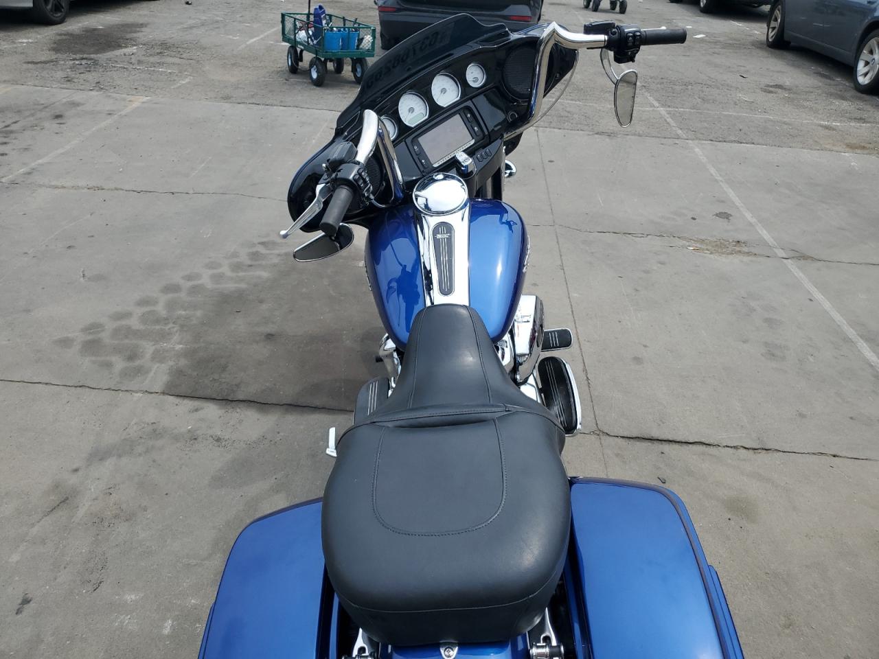 2017 Harley-Davidson Flhxs Street Glide Special VIN: 1HD1KRC17HB604019 Lot: 63768265