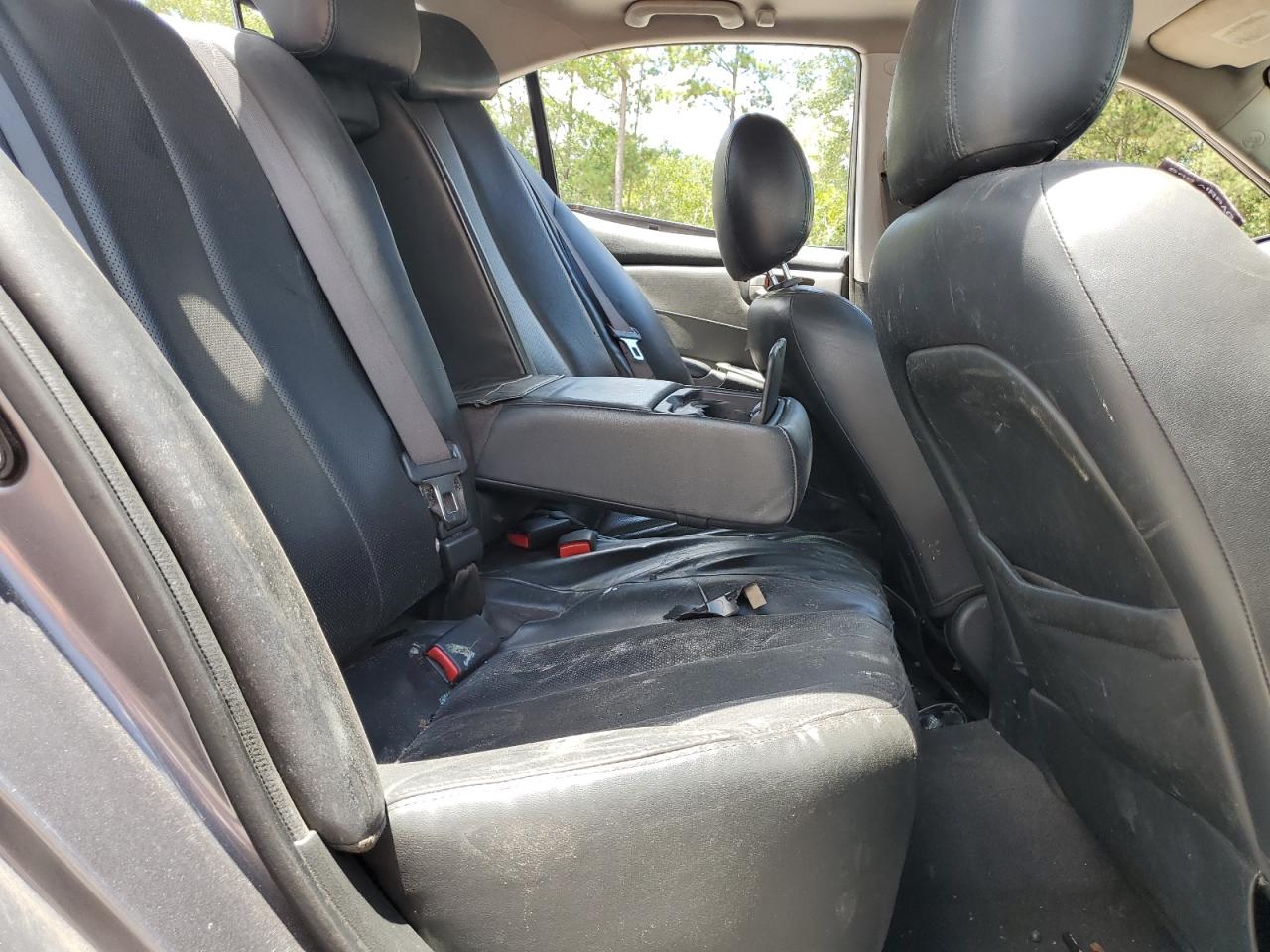 2007 Kia Optima Lx VIN: KNAGE124675120319 Lot: 64146315