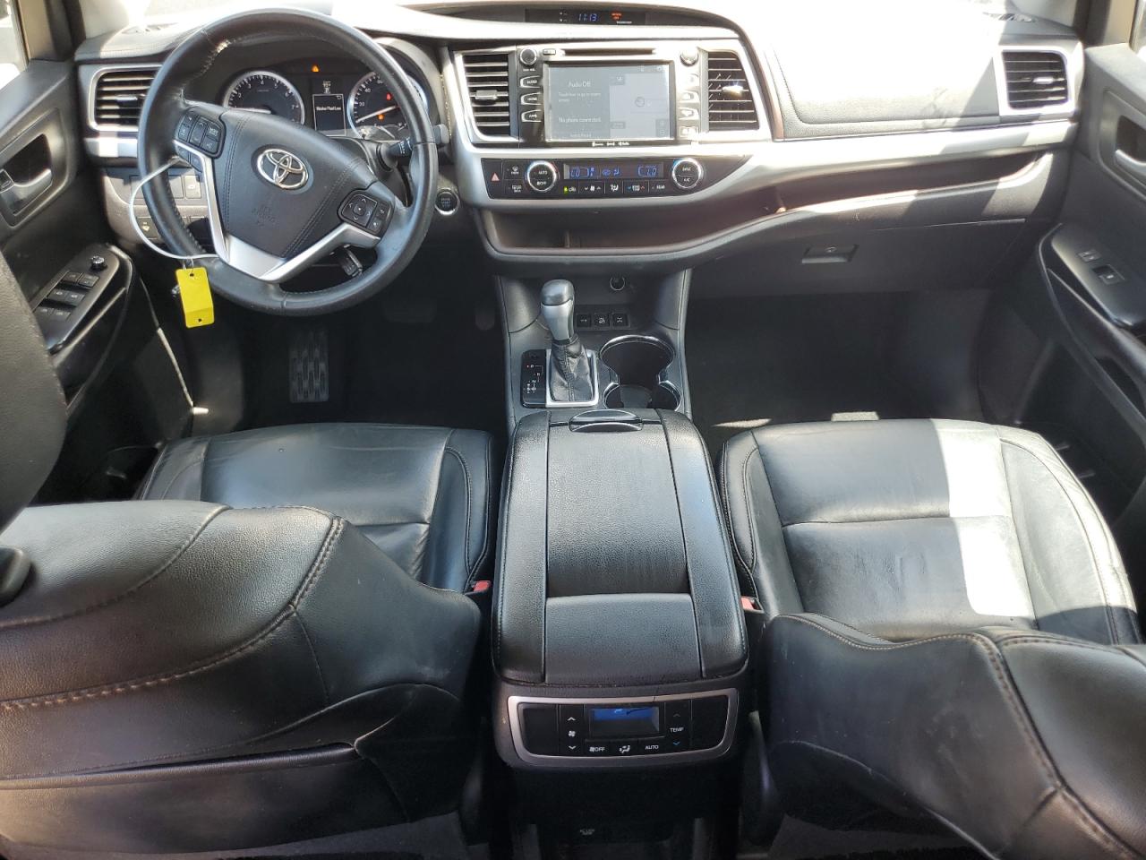 2016 Toyota Highlander Xle VIN: 5TDJKRFH0GS351515 Lot: 65211405