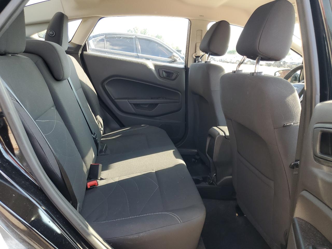 2018 Ford Fiesta Se VIN: 3FADP4BJ8JM138206 Lot: 64818605