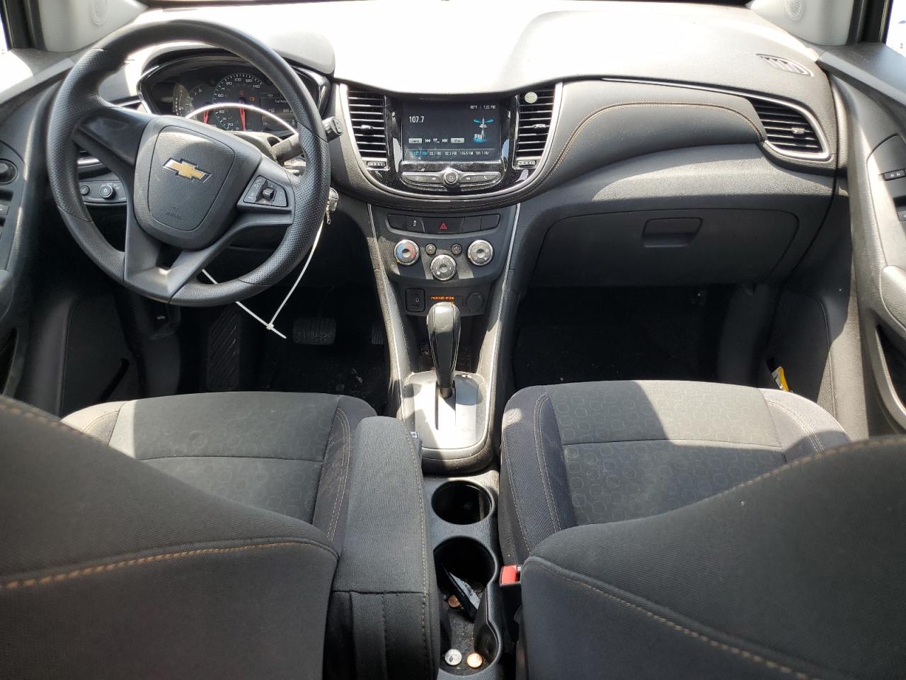 2017 Chevrolet Trax Ls VIN: 3GNCJKSB9HL270788 Lot: 62701795