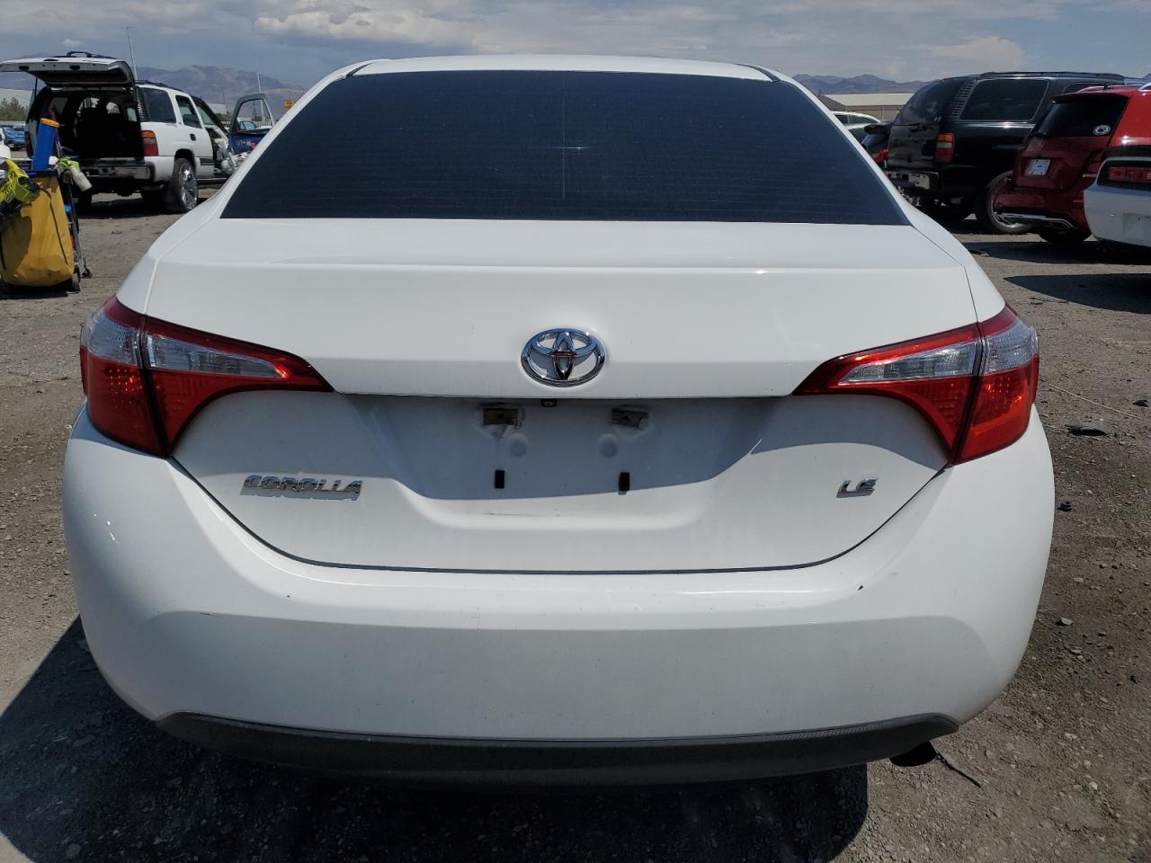 2015 Toyota Corolla L VIN: 5YFBURHE9FP196438 Lot: 65580115