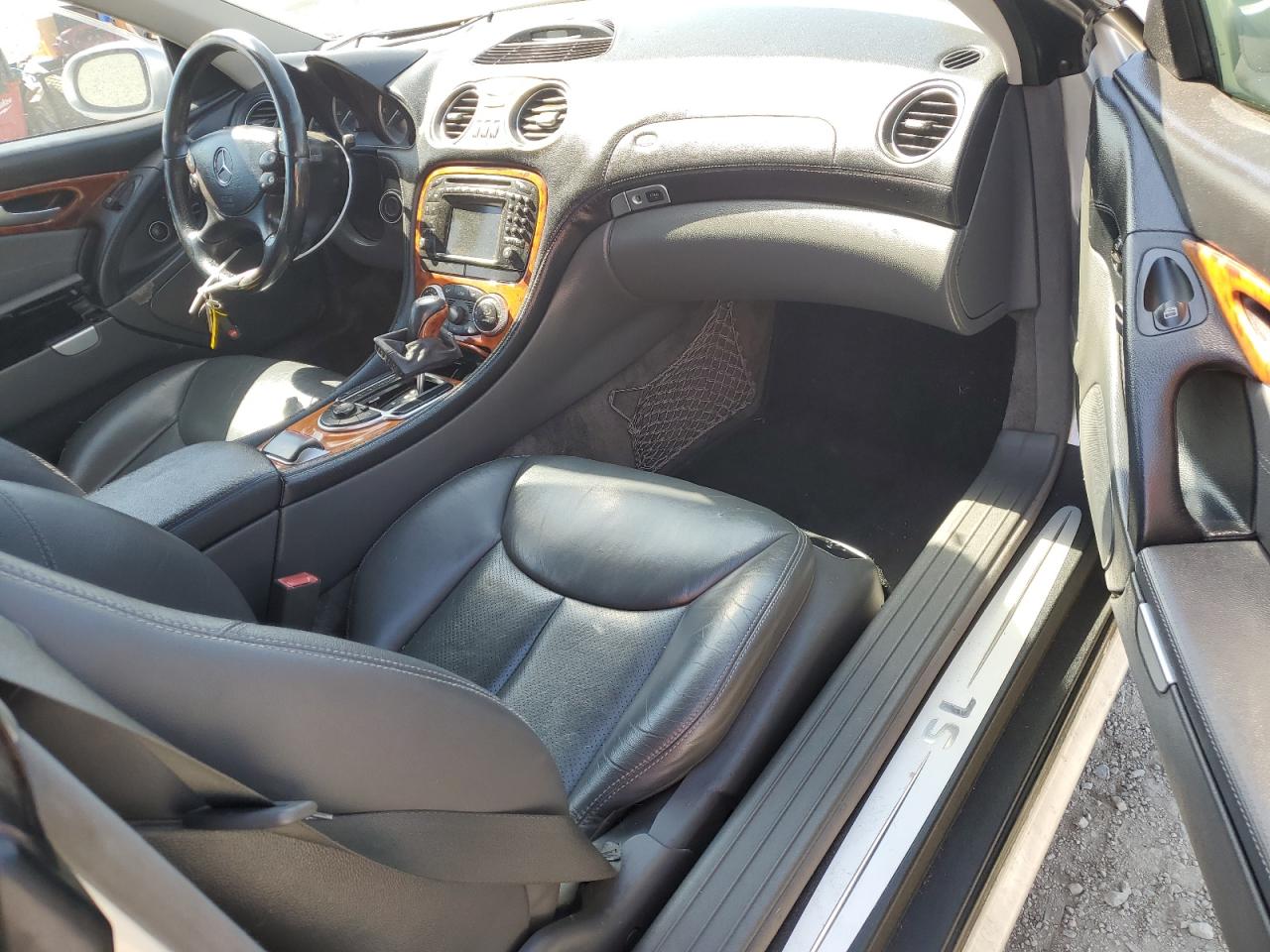 2003 Mercedes-Benz Sl 500R VIN: WDBSK75F93F015251 Lot: 63102195