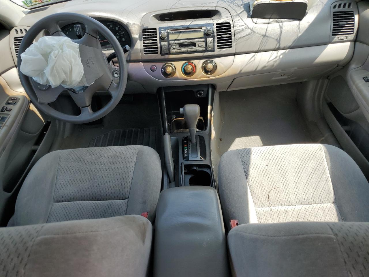 2003 Toyota Camry Le VIN: 4T1BE32K43U695067 Lot: 59036365