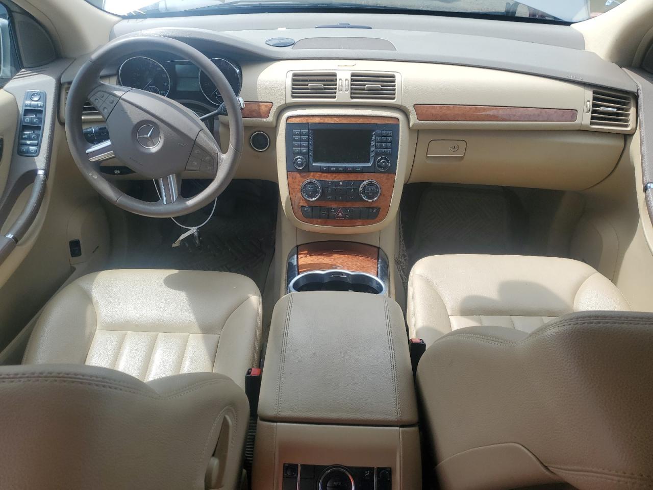 2008 Mercedes-Benz R 350 VIN: 4JGCB65E98A063100 Lot: 63984695