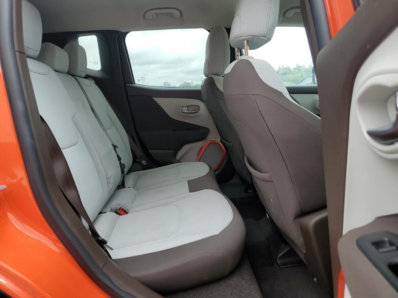 2016 Jeep Renegade Latitude VIN: ZACCJBBW0GPD09060 Lot: 64198875