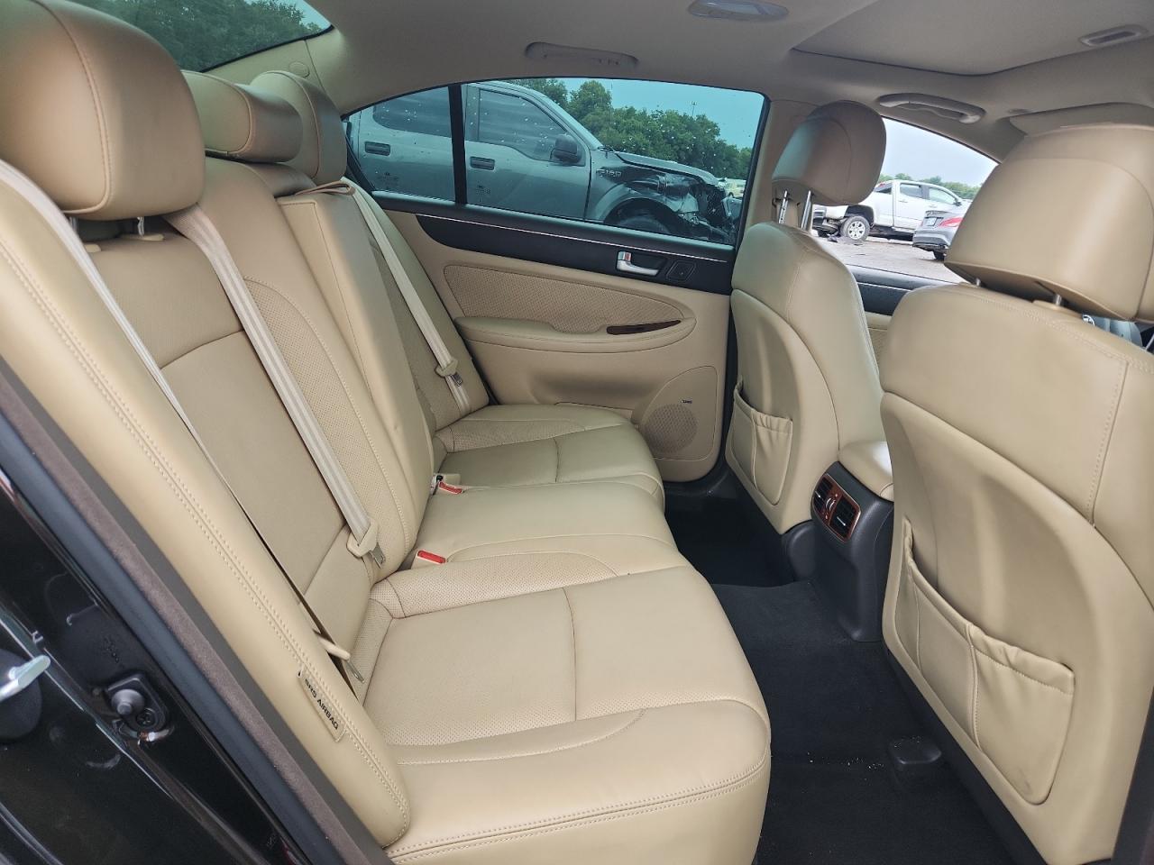 2013 Hyundai Genesis 3.8L VIN: KMHGC4DD7DU249044 Lot: 62940045