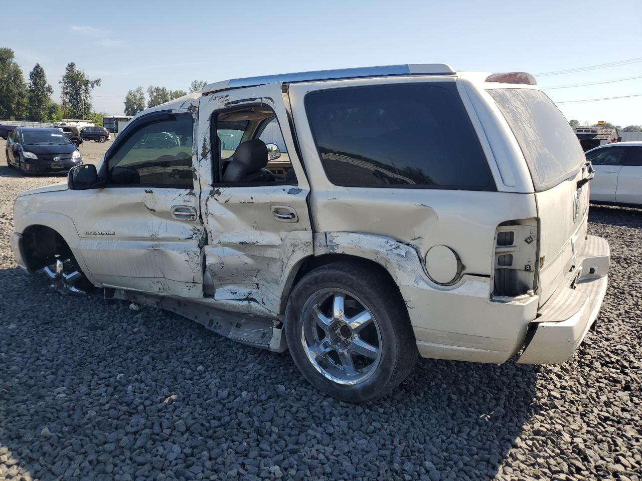 2004 Cadillac Escalade Luxury VIN: 1GYEC63T44R158651 Lot: 65290545