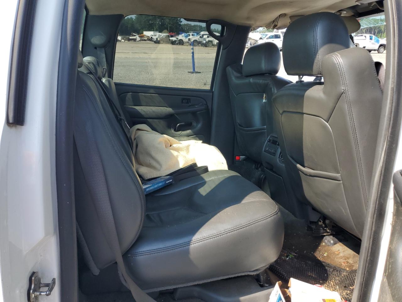 2006 Chevrolet Silverado K1500 VIN: 2GCEK13T361173200 Lot: 63777685