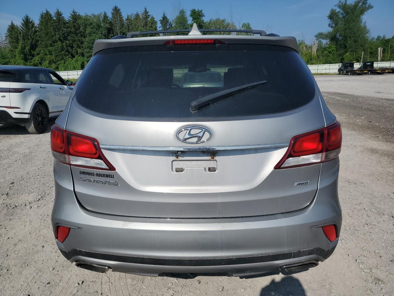 2017 Hyundai Santa Fe Se VIN: KM8SMDHF0HU231753 Lot: 64650485