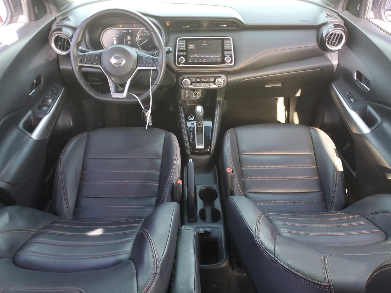 3N1CP5DV4LL497978 2020 Nissan Kicks Sr