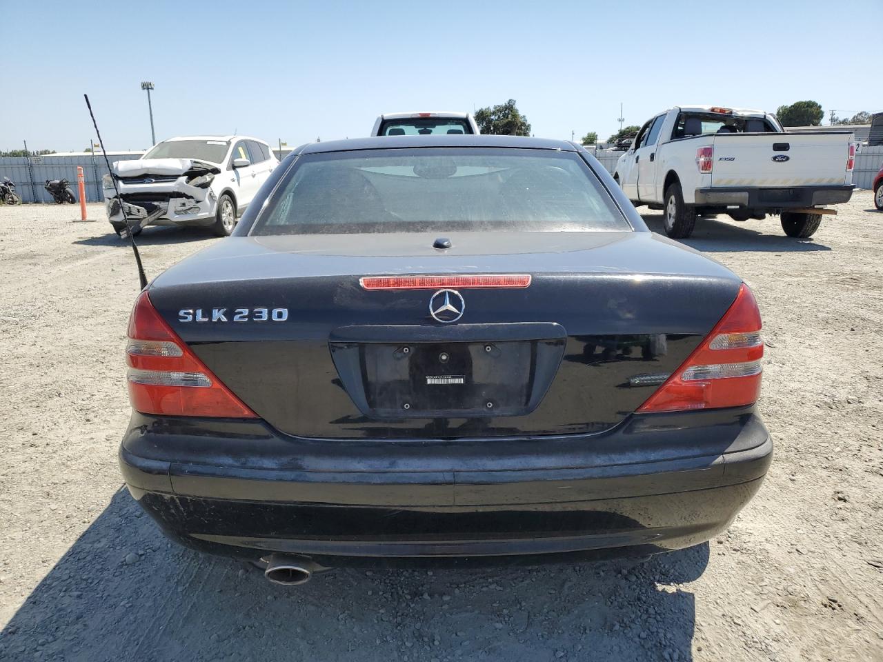 2003 Mercedes-Benz Slk 230 Kompressor VIN: WDBKK49FX2F238468 Lot: 66917965