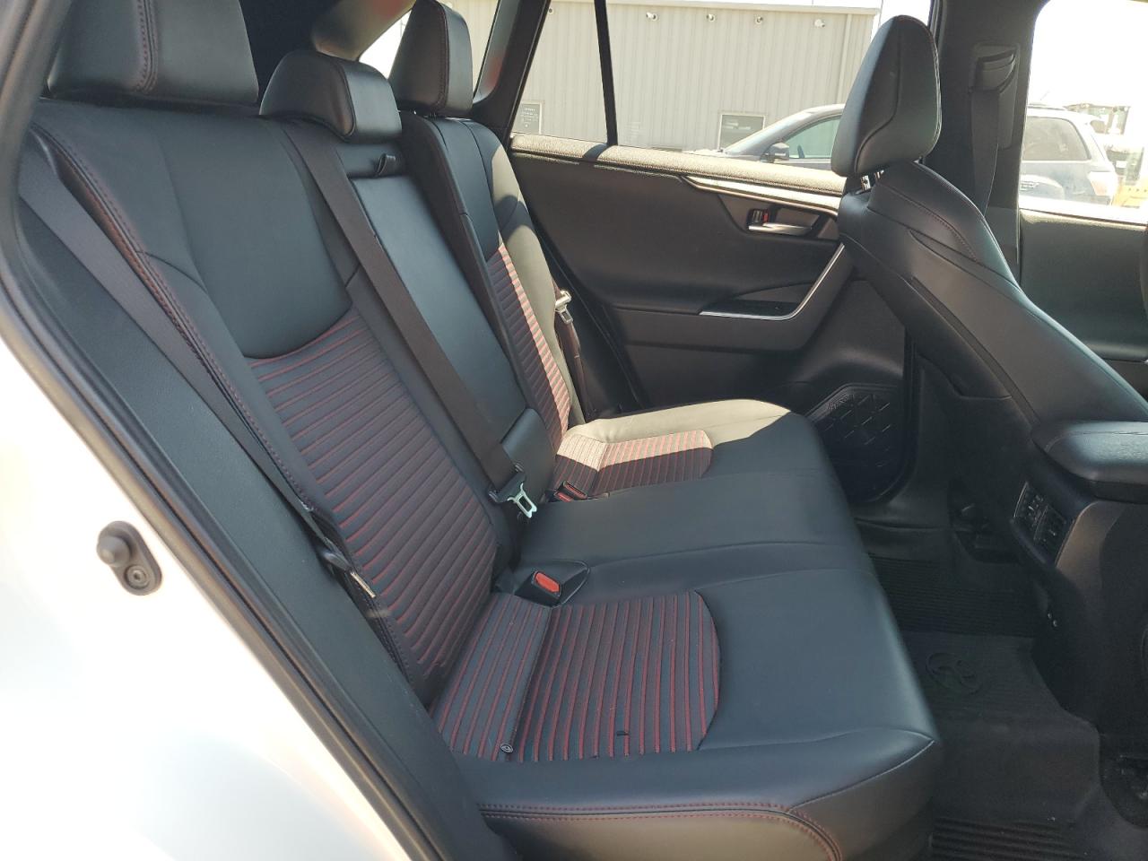 2022 Toyota Rav4 Prime Xse VIN: JTMEB3FV5ND108957 Lot: 64805005