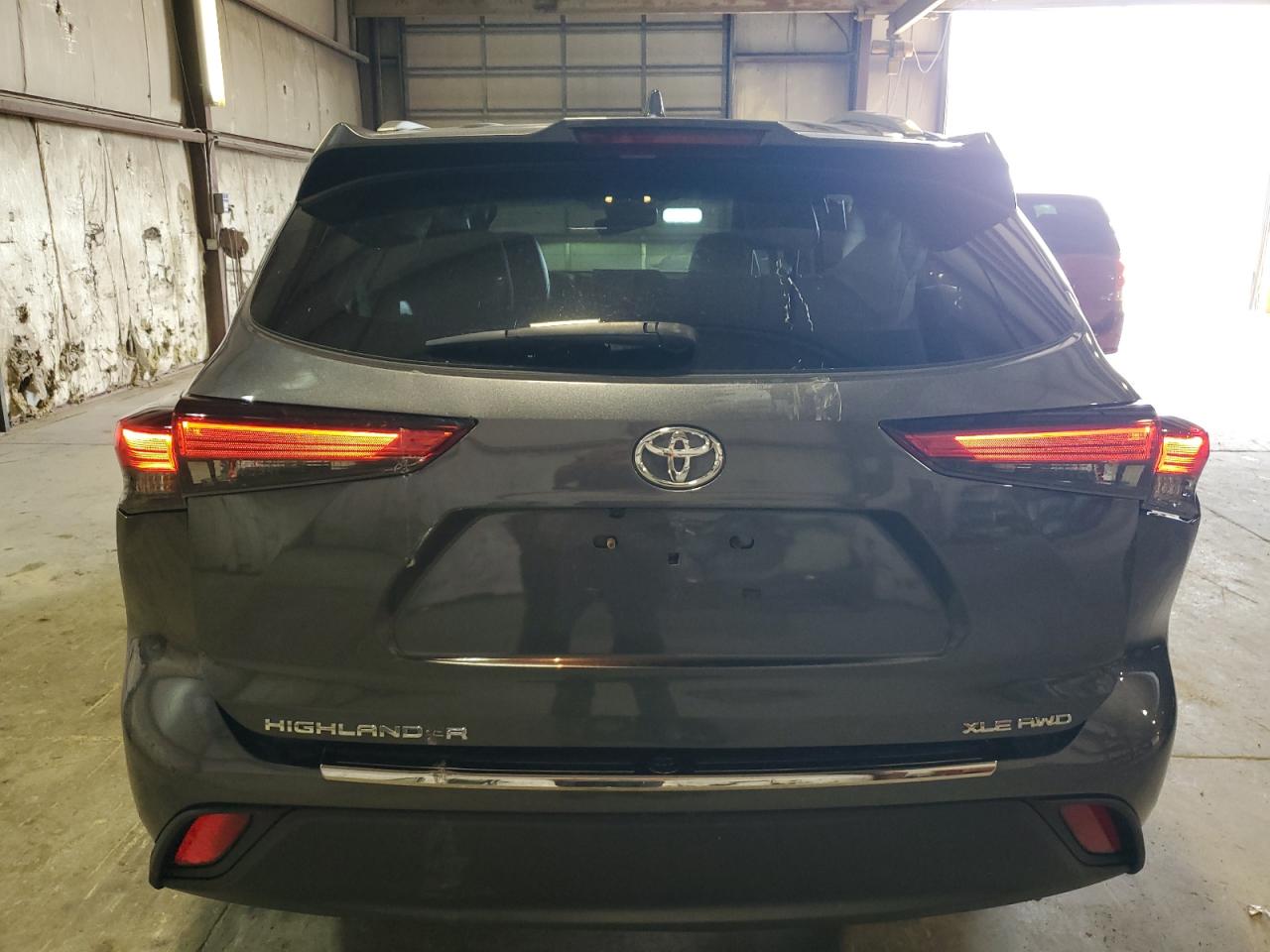 2022 Toyota Highlander Xle VIN: 5TDGZRBH4NS593541 Lot: 63776585