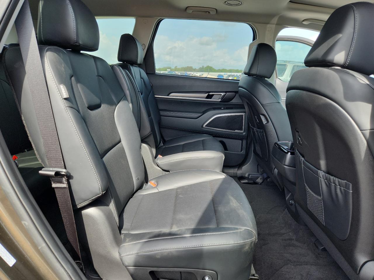 2025 Kia Telluride S VIN: 5XYP64GC7SG640644 Lot: 63281955