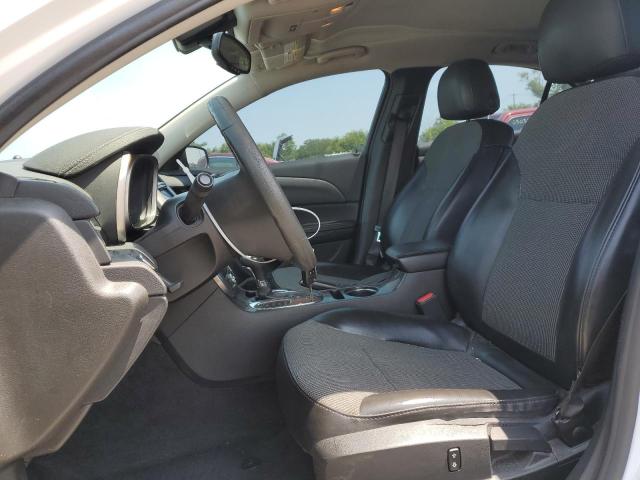  CHEVROLET MALIBU 2015 White
