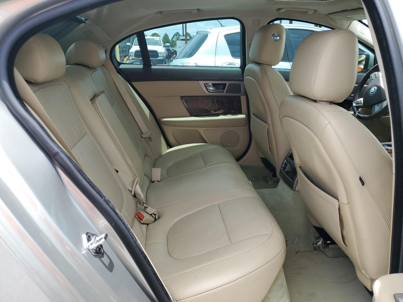 2011 Jaguar Xf Premium VIN: SAJWA0GB7BLR93708 Lot: 63983925