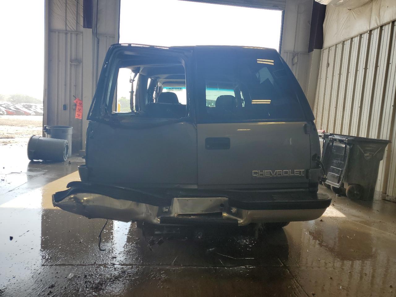 1999 Chevrolet Suburban K1500 VIN: 3GNFK16R2XG262390 Lot: 63111345