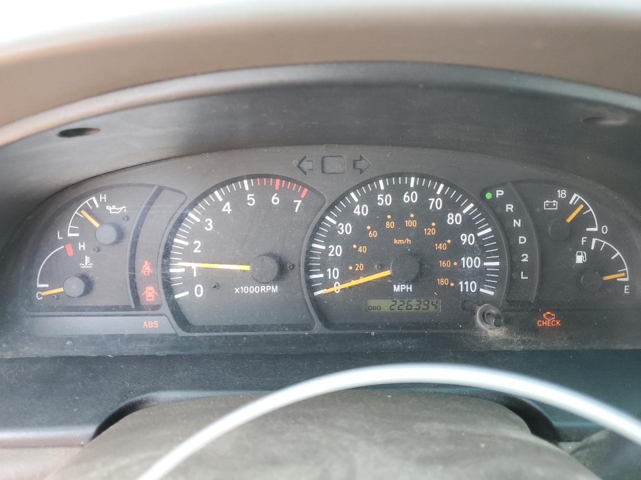 2000 Toyota Tundra Access Cab Limited VIN: 5TBRT3817YS014721 Lot: 64444435