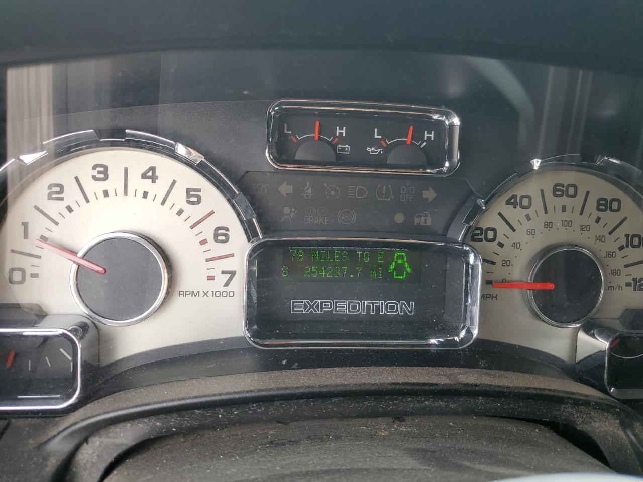 2008 Ford Expedition Limited VIN: 1FMFU20528LA24280 Lot: 66298245