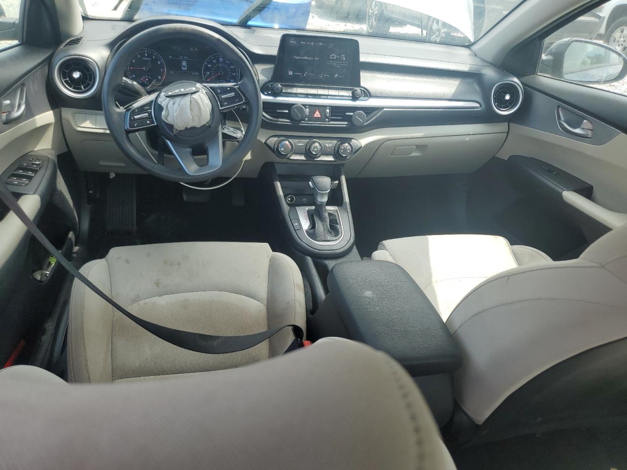 3KPF24ADXNE487459 2022 Kia Forte Fe