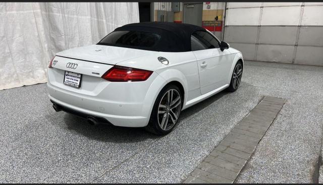 Cabriolets AUDI TT 2016 White