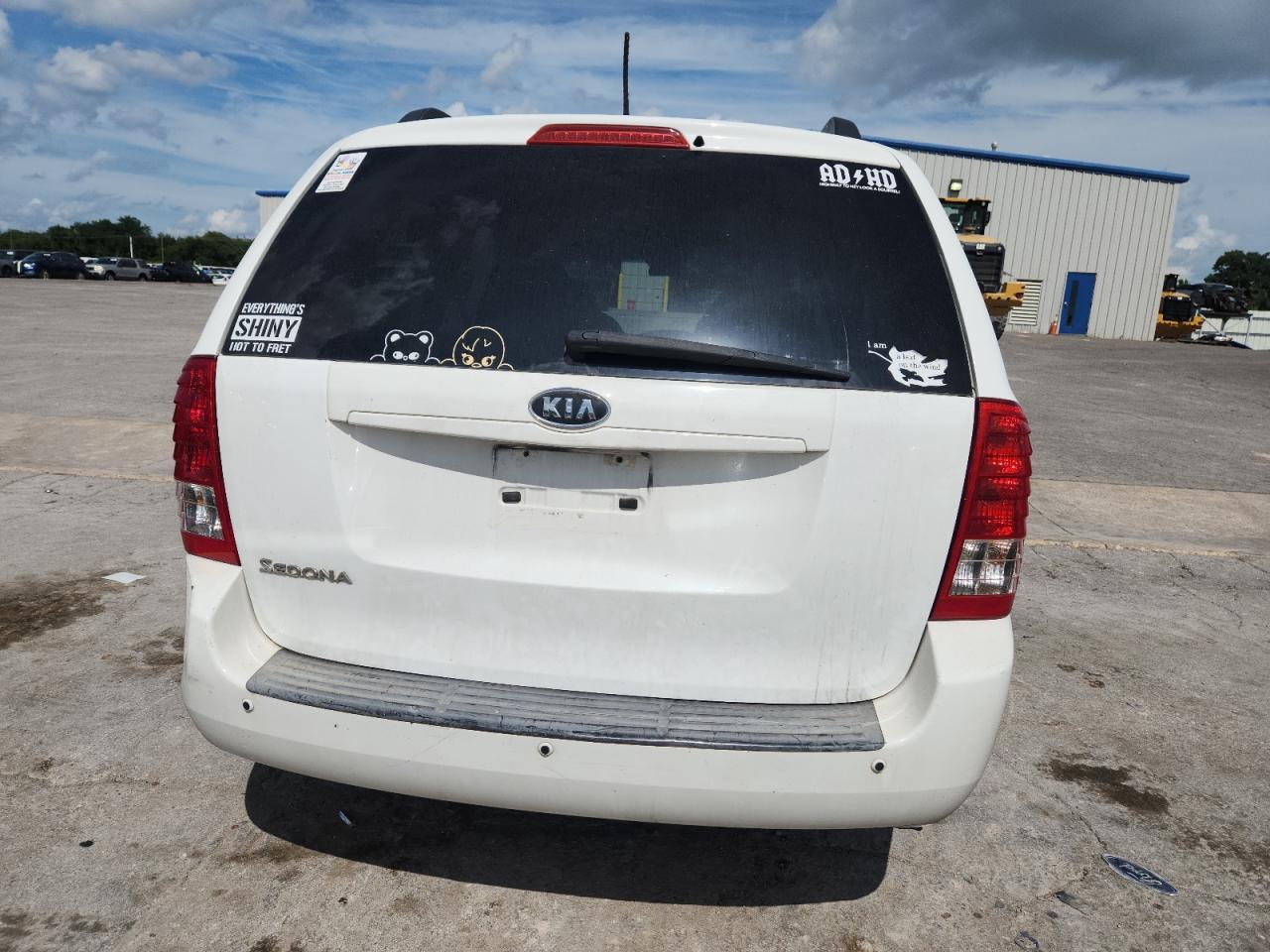 2011 Kia Sedona Lx VIN: KNDMG4C78B6379049 Lot: 64640335