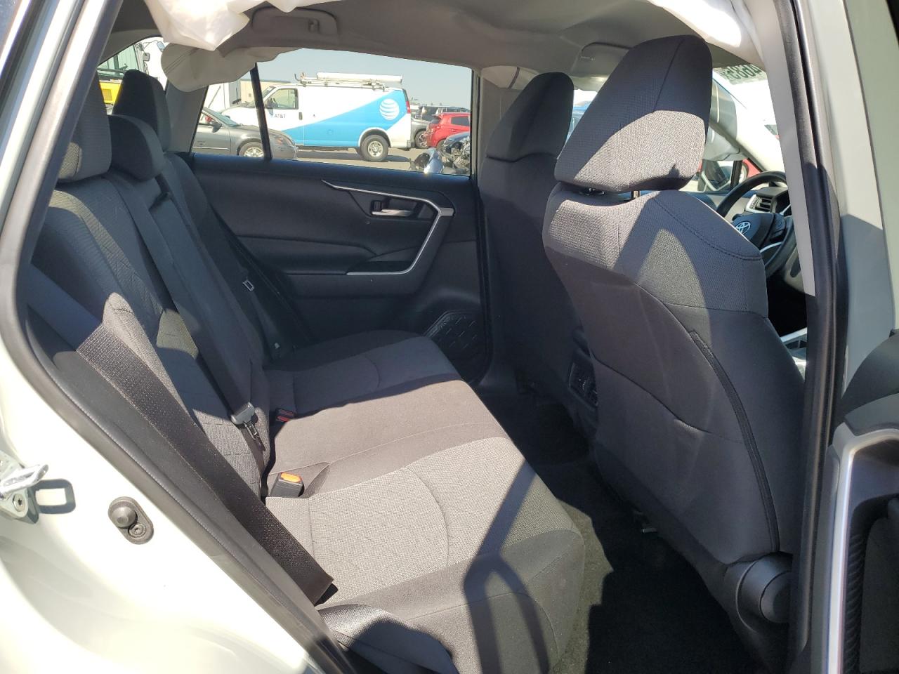 2021 Toyota Rav4 Xle VIN: 2T3W1RFV0MW135107 Lot: 65054685