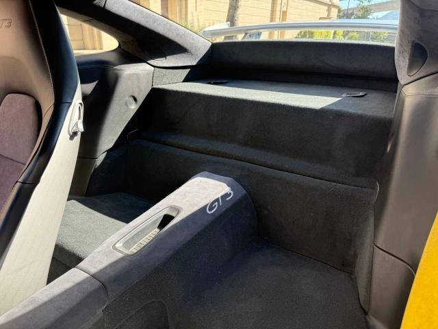 Coupet PORSCHE 911 2015 Srebrny