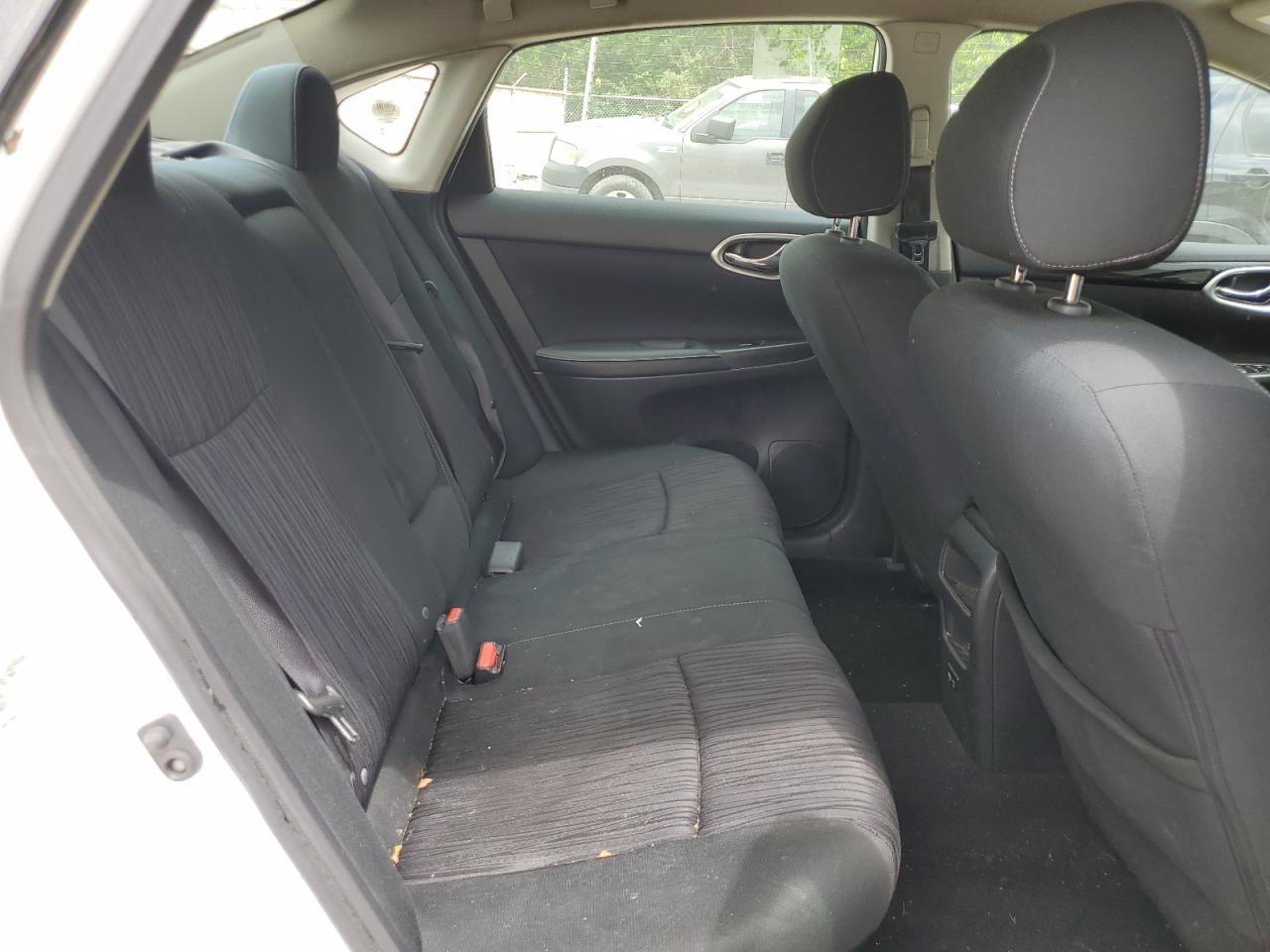 2019 Nissan Sentra S VIN: 3N1AB7AP5KY312135 Lot: 65615845