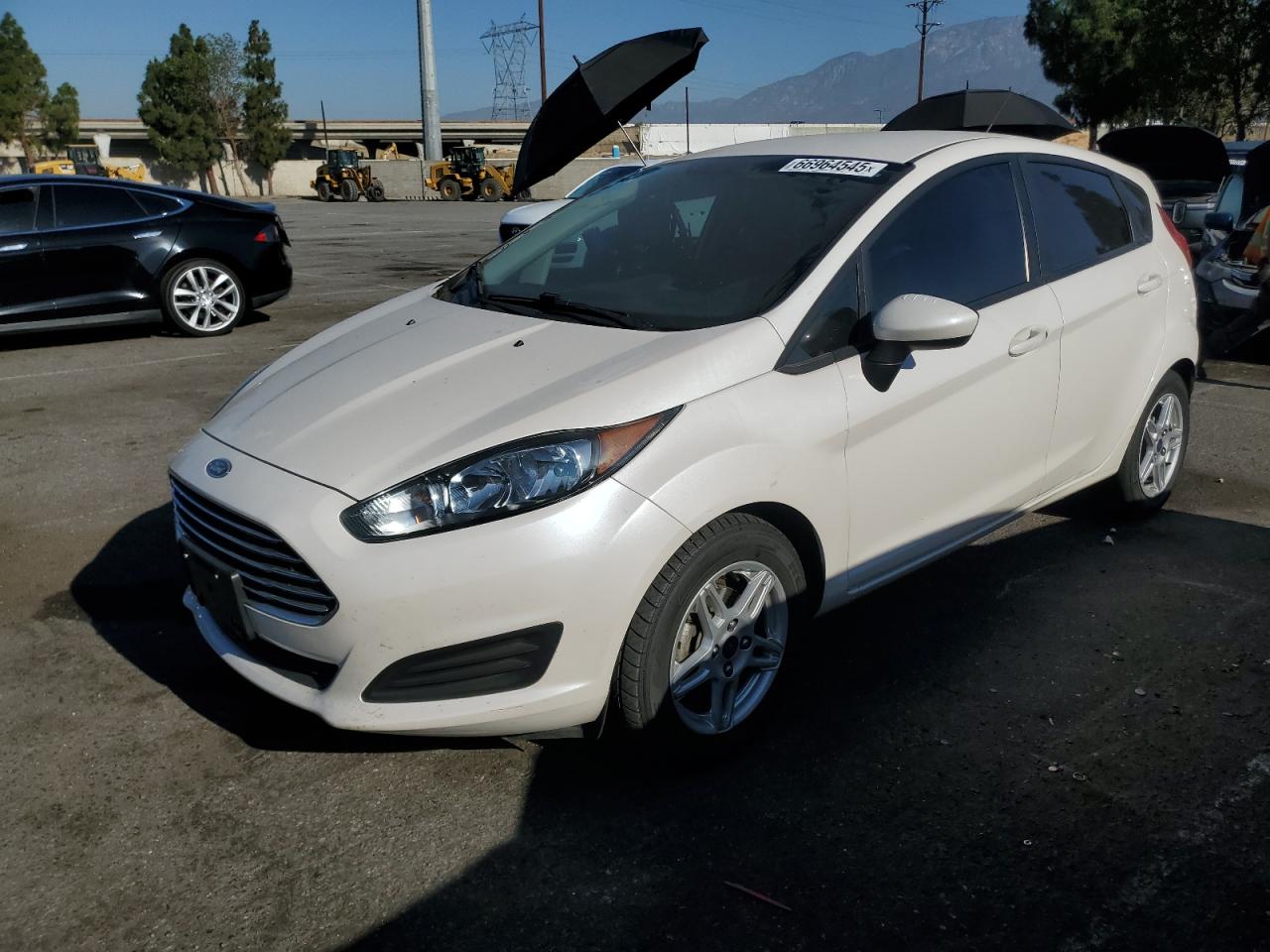 3FADP4EJ6HM104321 2017 Ford Fiesta Se