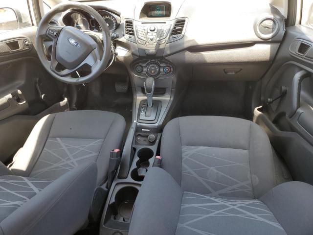 Sedans FORD FIESTA 2014 Silver