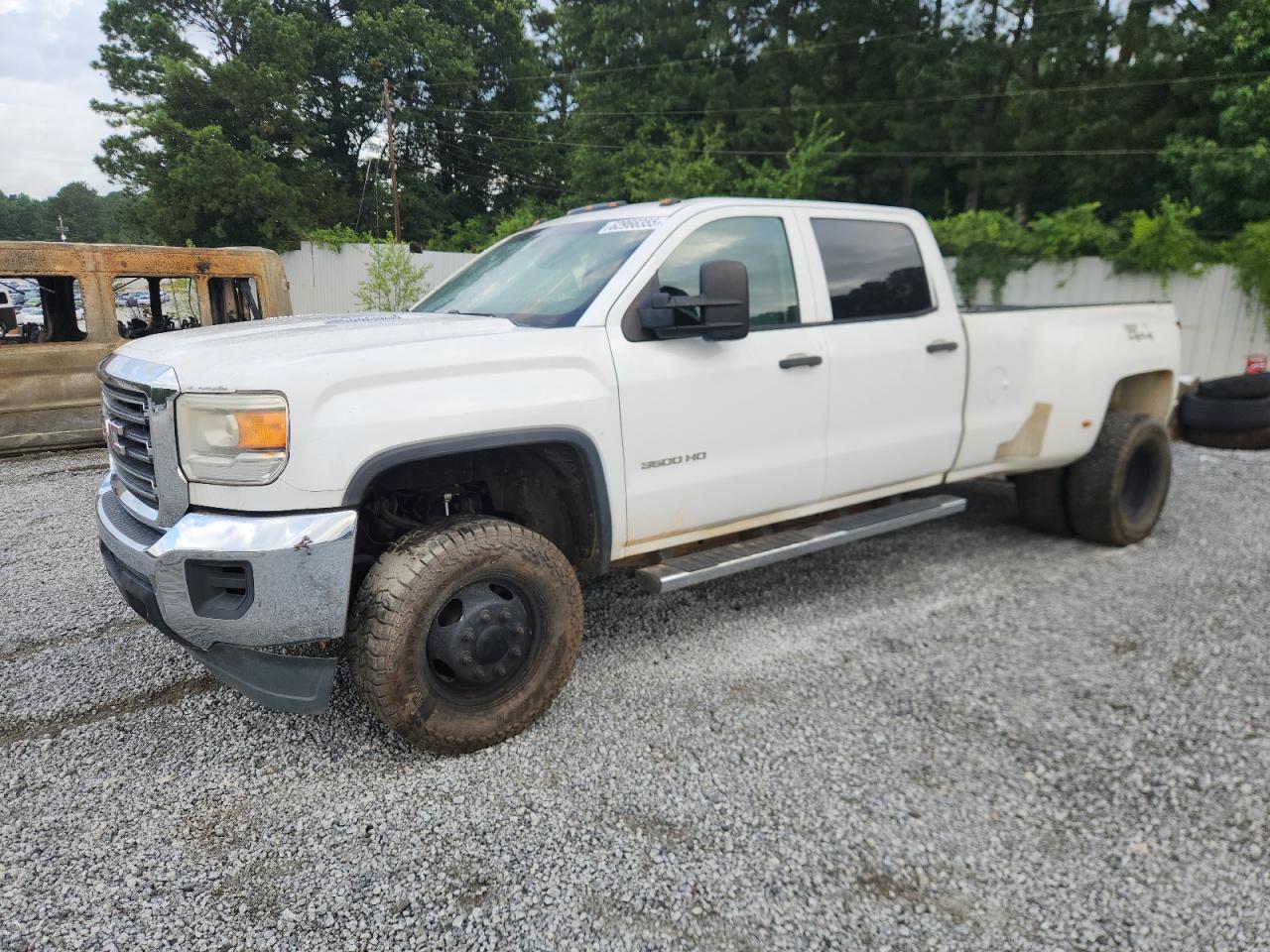 2015 GMC Sierra K3500 VIN: 1GT421C89FF108240 Lot: 62966355