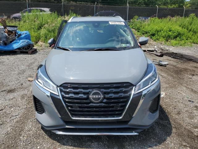 NISSAN KICKS 2023 Silver