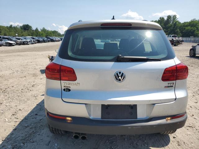  VOLKSWAGEN TIGUAN 2017 Серебристый