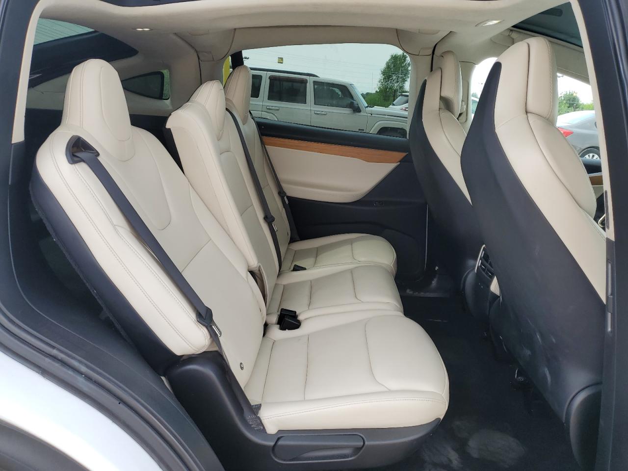 2019 Tesla Model X VIN: 5YJXCDE25KF181219 Lot: 66814725