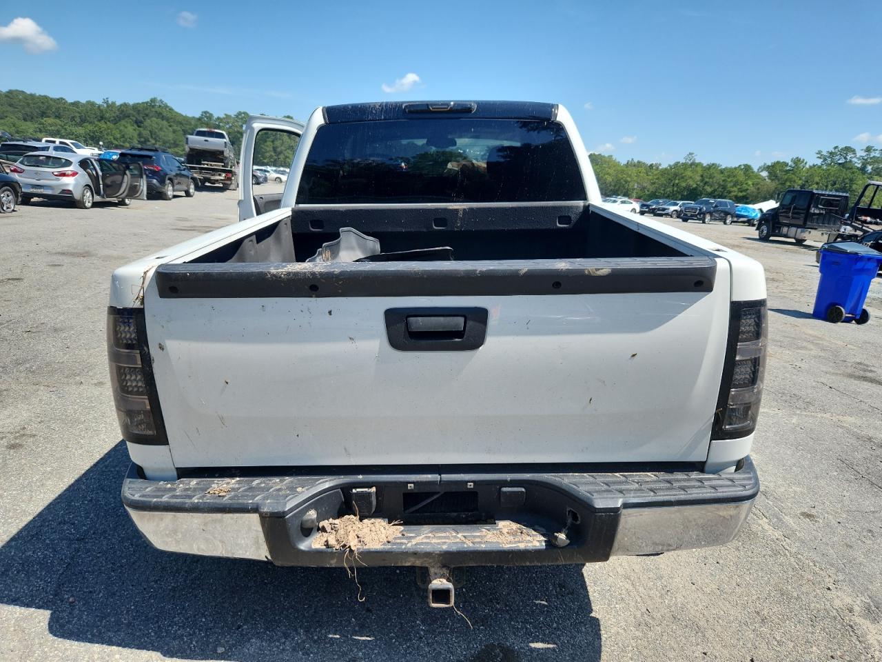 2007 GMC New Sierra C1500 VIN: 2GTEC13C171619360 Lot: 65367825