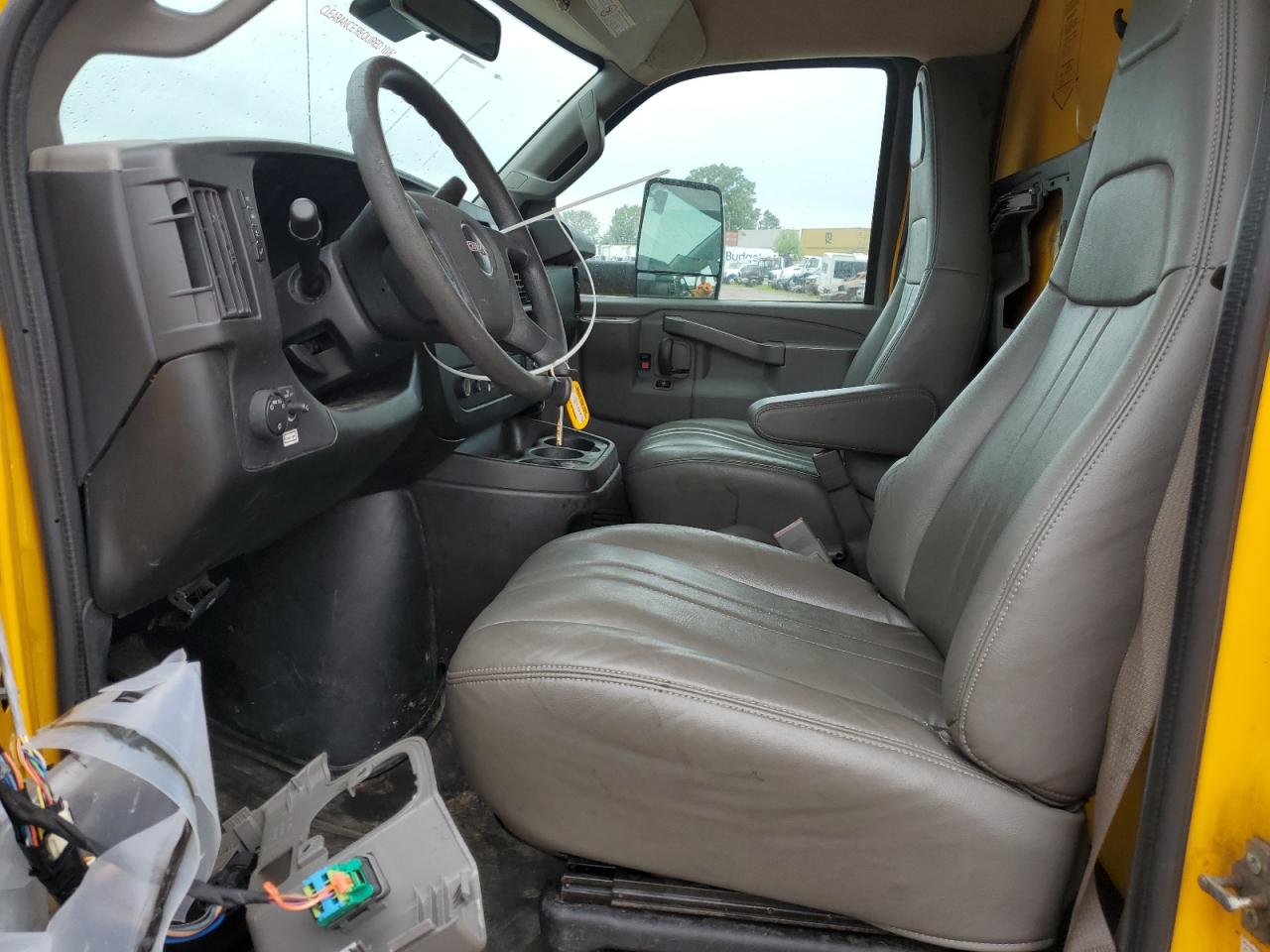 2021 GMC Savana Cut - Trucks Expeditor Truck VIN: 7GZ37TC72MN007269 Lot: 65015645