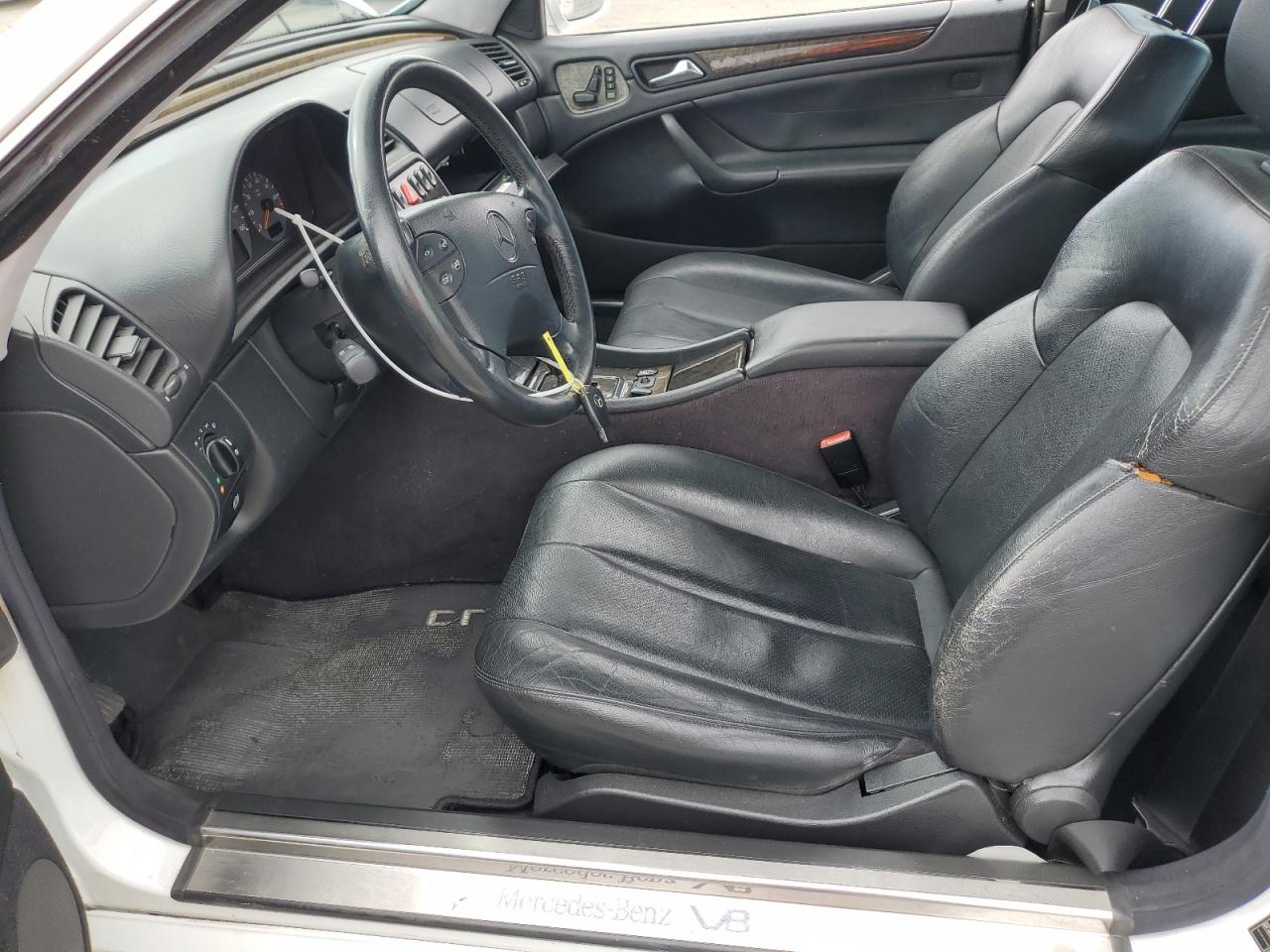 2000 Mercedes-Benz Clk 430 VIN: WDBLJ70G8YF115761 Lot: 64792845